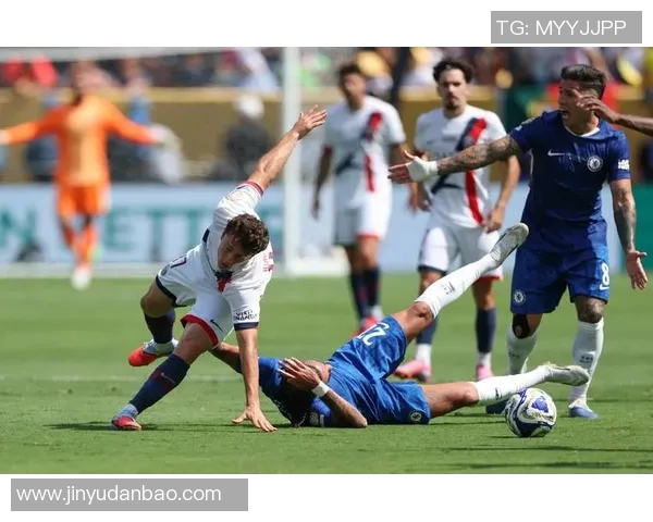 切尔西足球明星及其代表鞋款的精彩故事与成就分析