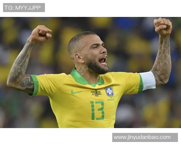 足球明星心仪模特的魅力瞬间大揭秘,时尚与运动的完美结合 足球明星心仪模特的魅力瞬间大揭秘,时尚与运动的完美结合