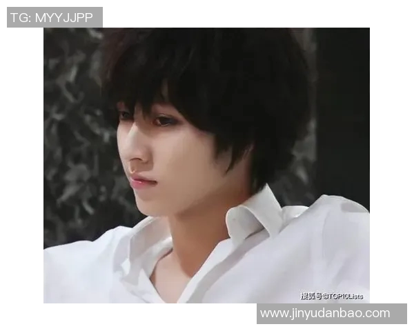 女生心目中的日本足球明星魅力与风采全解析