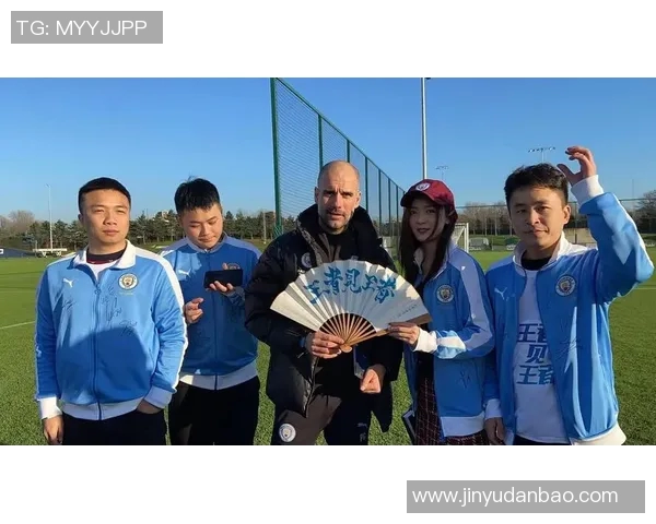 足球明星背后的大牌美女粉丝们揭示了怎样的魅力与故事 足球明星背后的大牌美女粉丝们揭示了怎样的魅力与故事